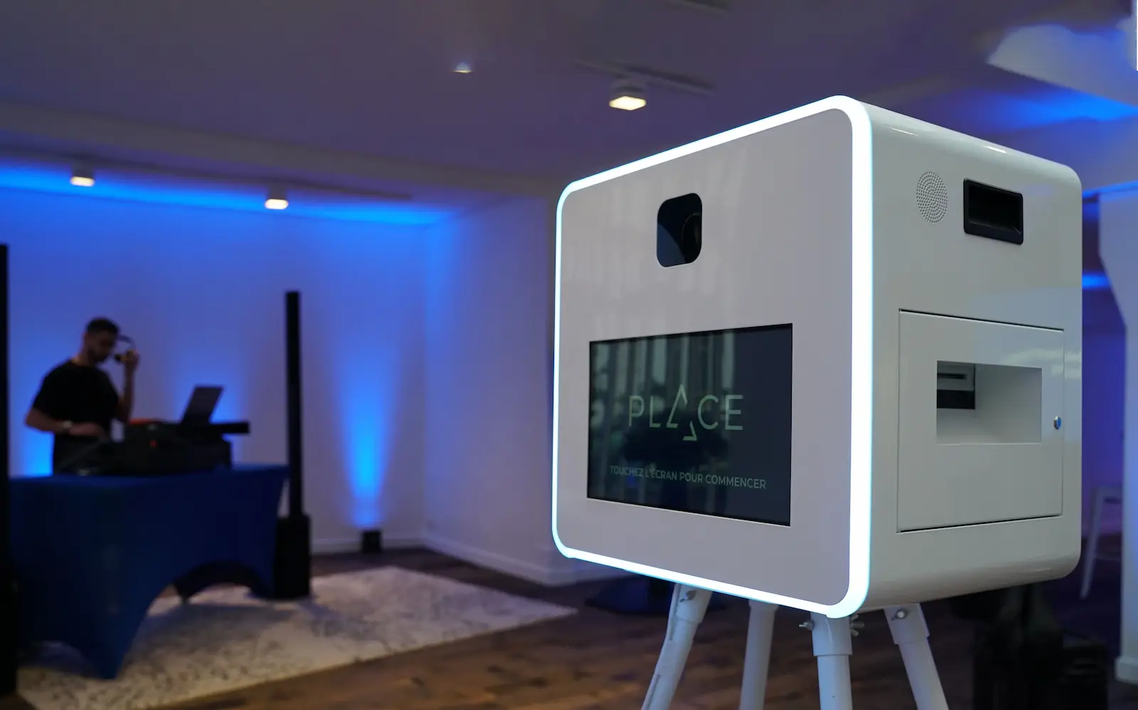 Photobooth soirée entreprise Paris — SunnyBooth